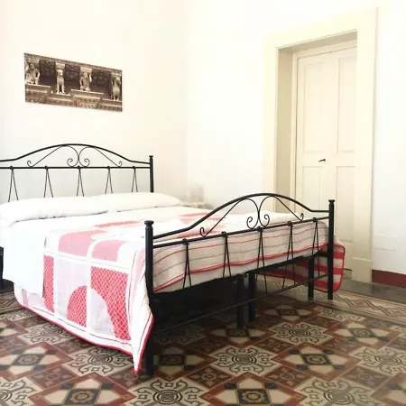 L'angolo Λέτσε